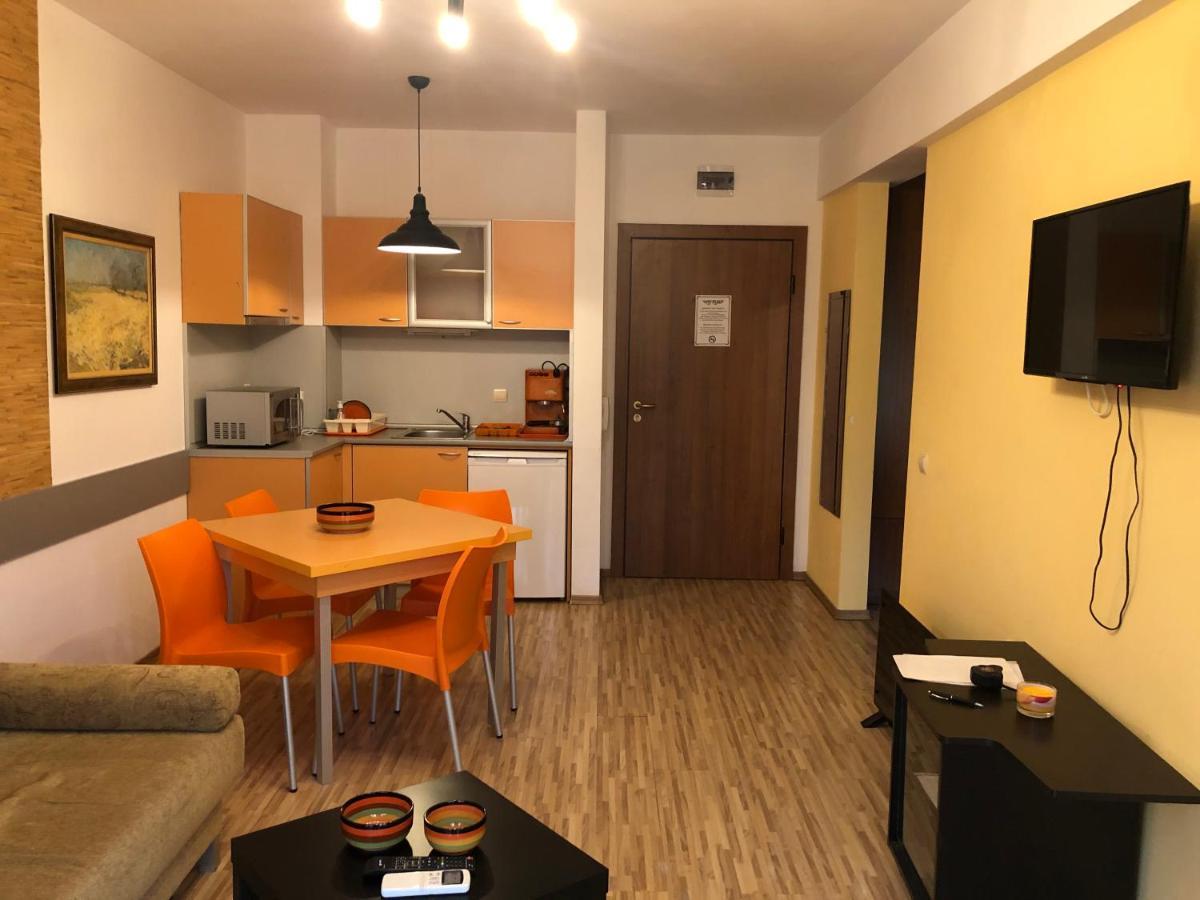 Fantasy Apartment 15 Hisarya Bagian luar foto