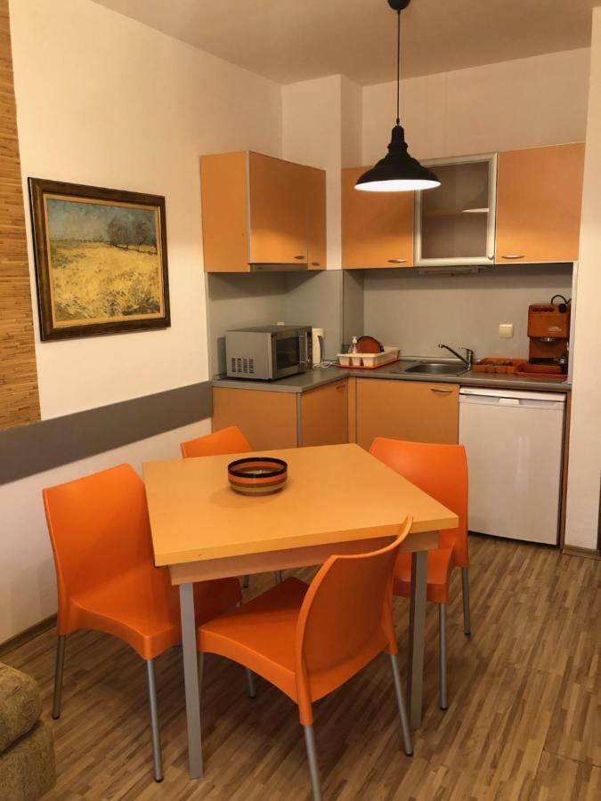 Fantasy Apartment 15 Hisarya Bagian luar foto