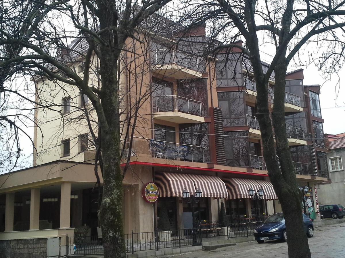 Fantasy Apartment 15 Hisarya Bagian luar foto