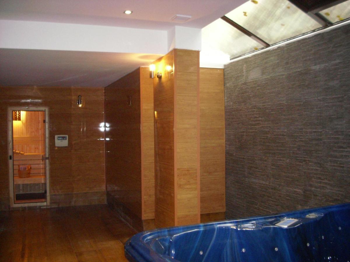 Fantasy Apartment 15 Hisarya Bagian luar foto